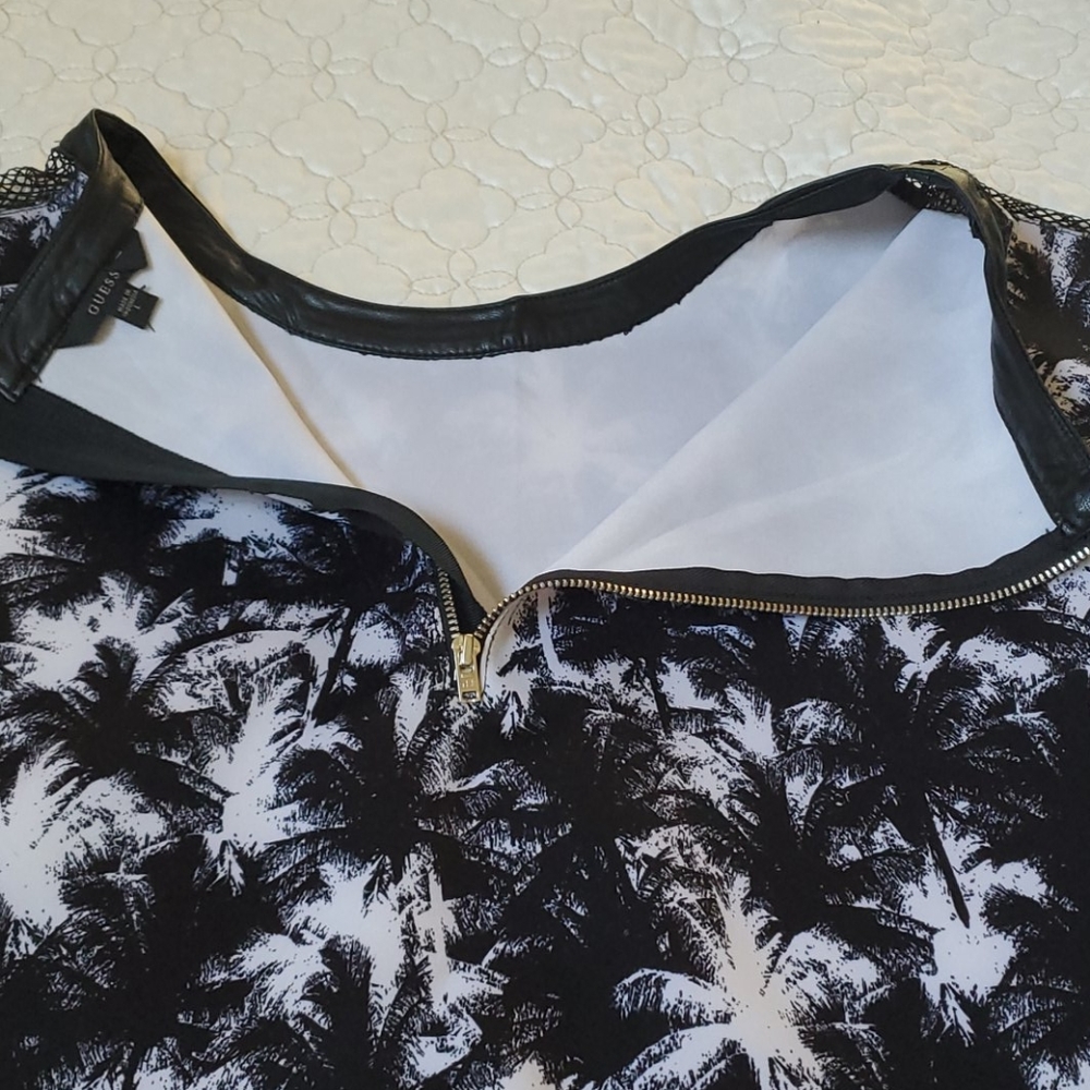 Guess blouse - Picture 6 of 6